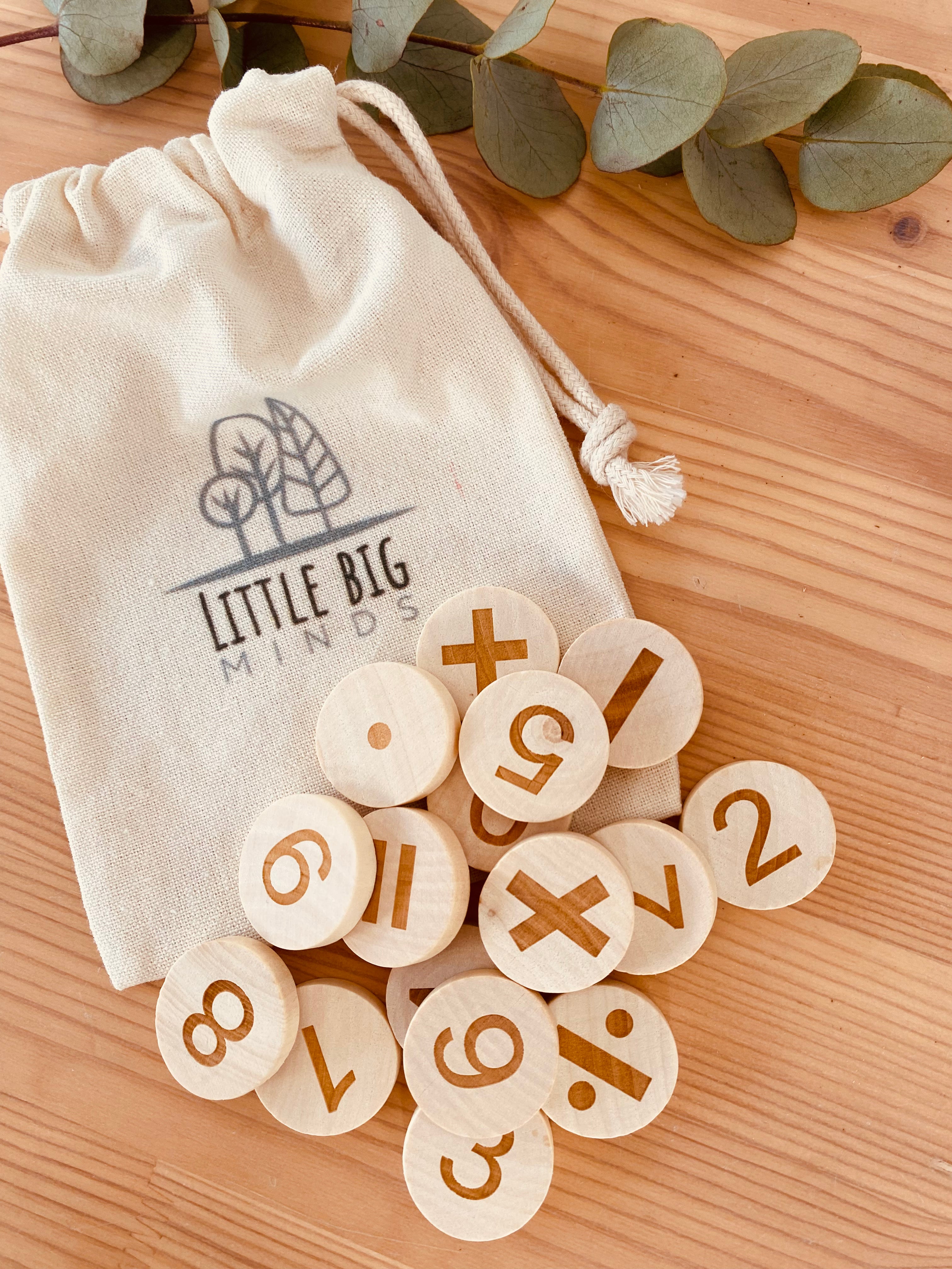 (1 left) Wooden number tokens (no drawstring bag)